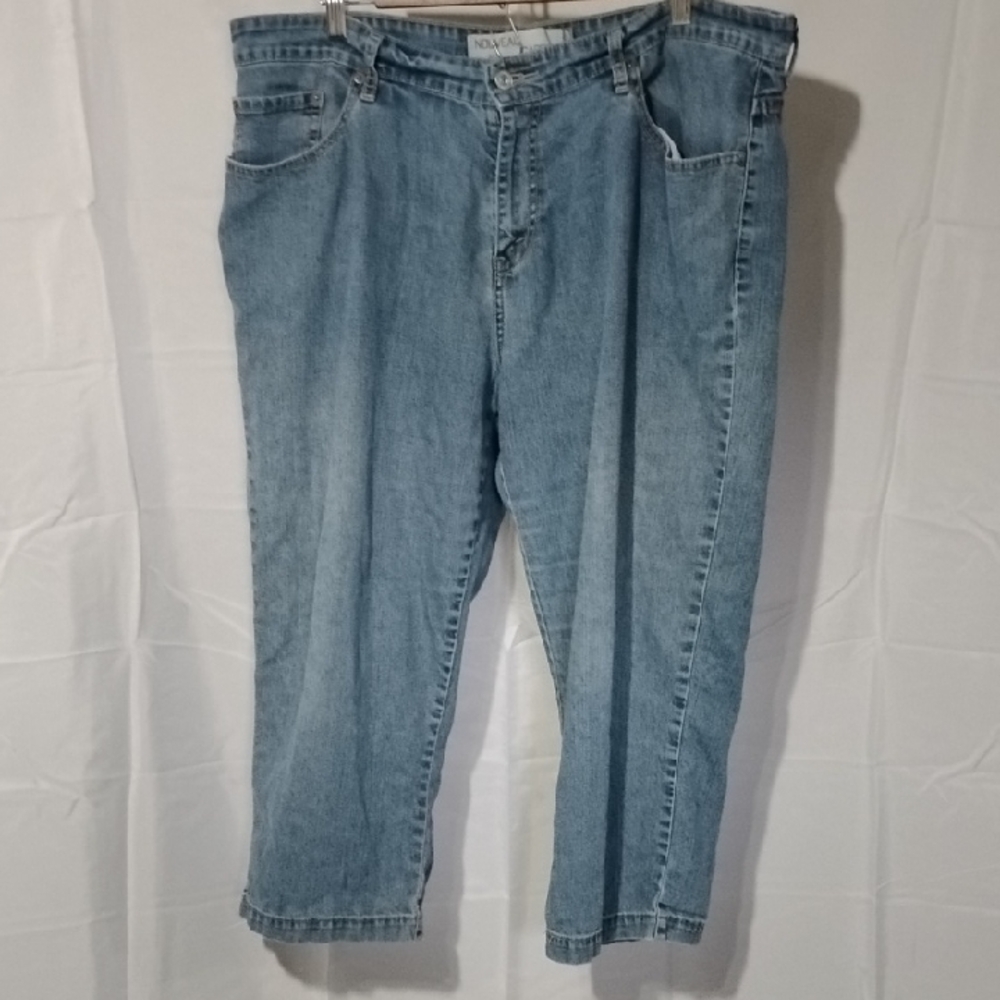 Levi's Light Blue Women's Capris